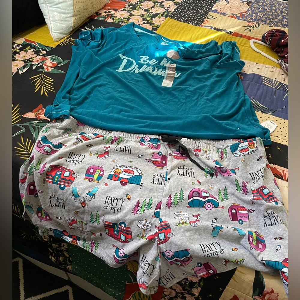 Soft plus size pajamas - NWT